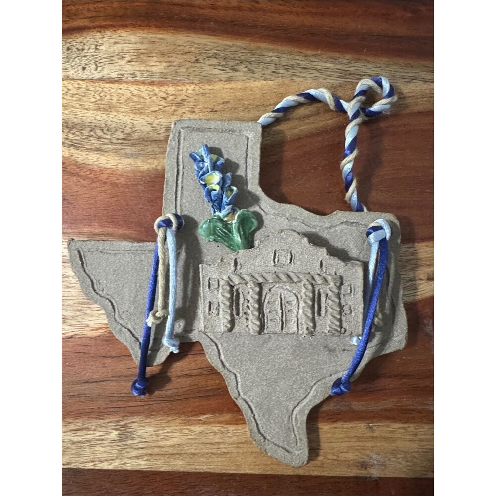 Vintage Texas Alamo Bluebonnet Clay Wall Hanging Ornament Souvenir Home Decor